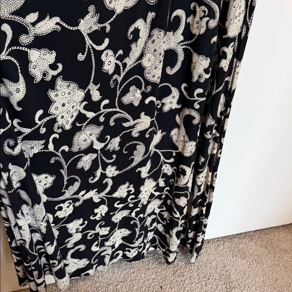 Moulinette Soeurs buy anthropology Black Maxi Dress with Cream Floral Print - Picture 9 of 10